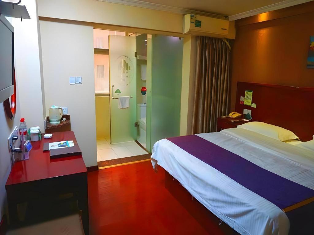 Greentree Inn Xi'An Bell And Drum Tower Food Street Ancient City Wall Ximen Express Hotel Exterior foto